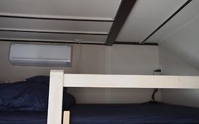 328 Hostel & Lounge